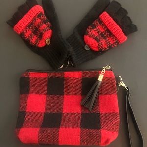 NWT Buffalo plaid wristlet and glove set